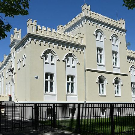 Rezydencja Mysliwska - Apartamenty Кошалин Экстерьер фото