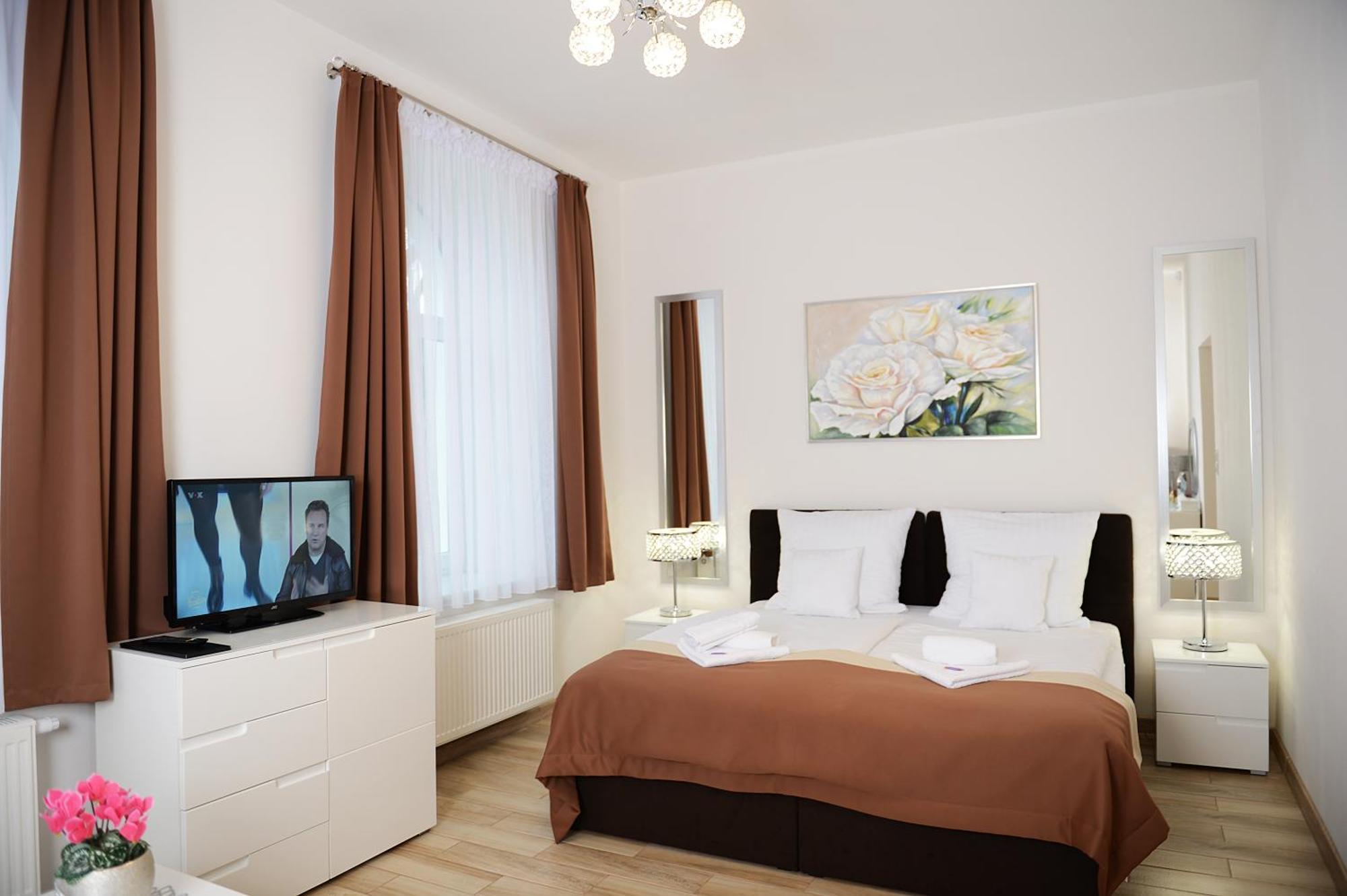 Rezydencja Mysliwska - Apartamenty Кошалин Экстерьер фото