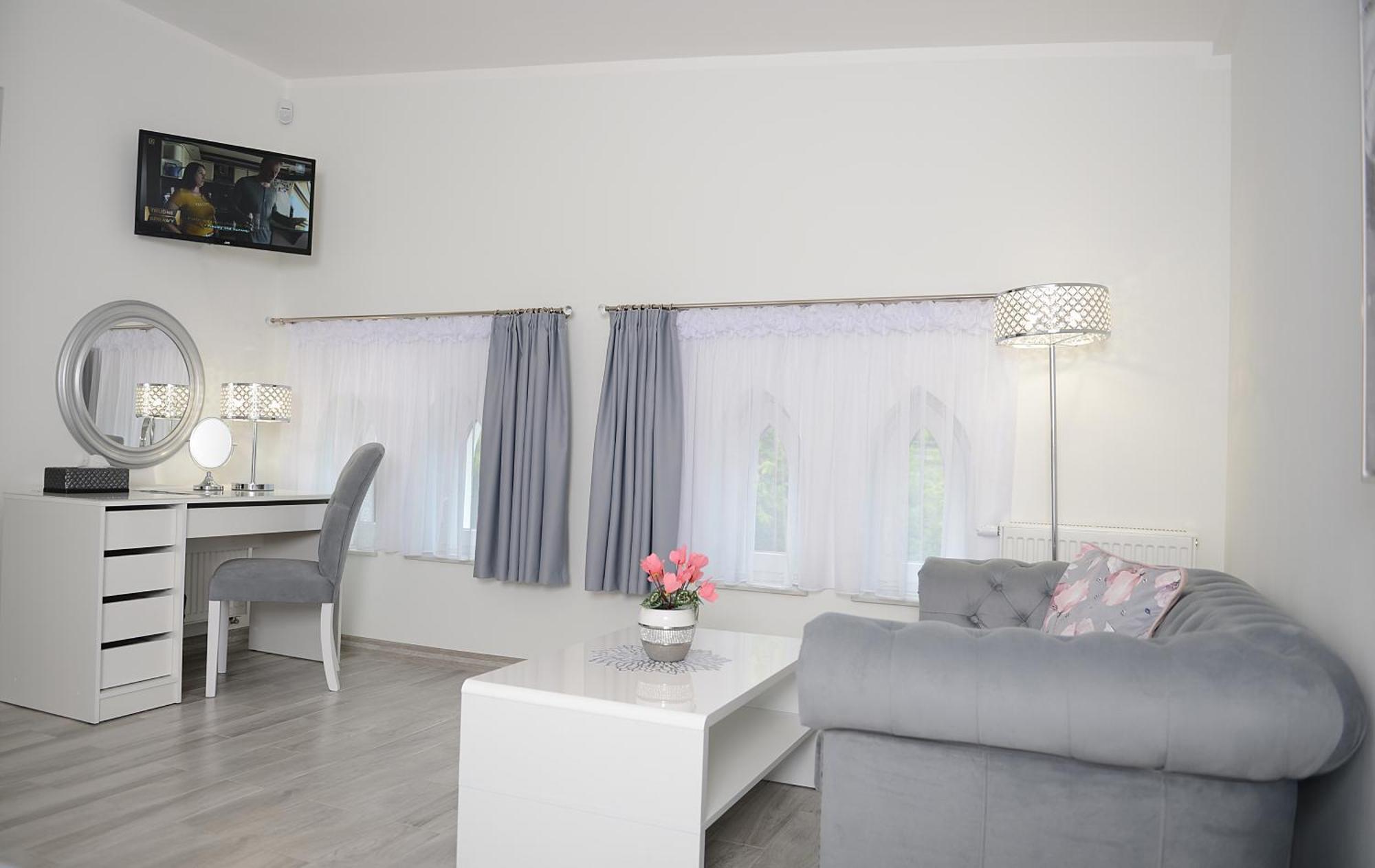 Rezydencja Mysliwska - Apartamenty Кошалин Экстерьер фото