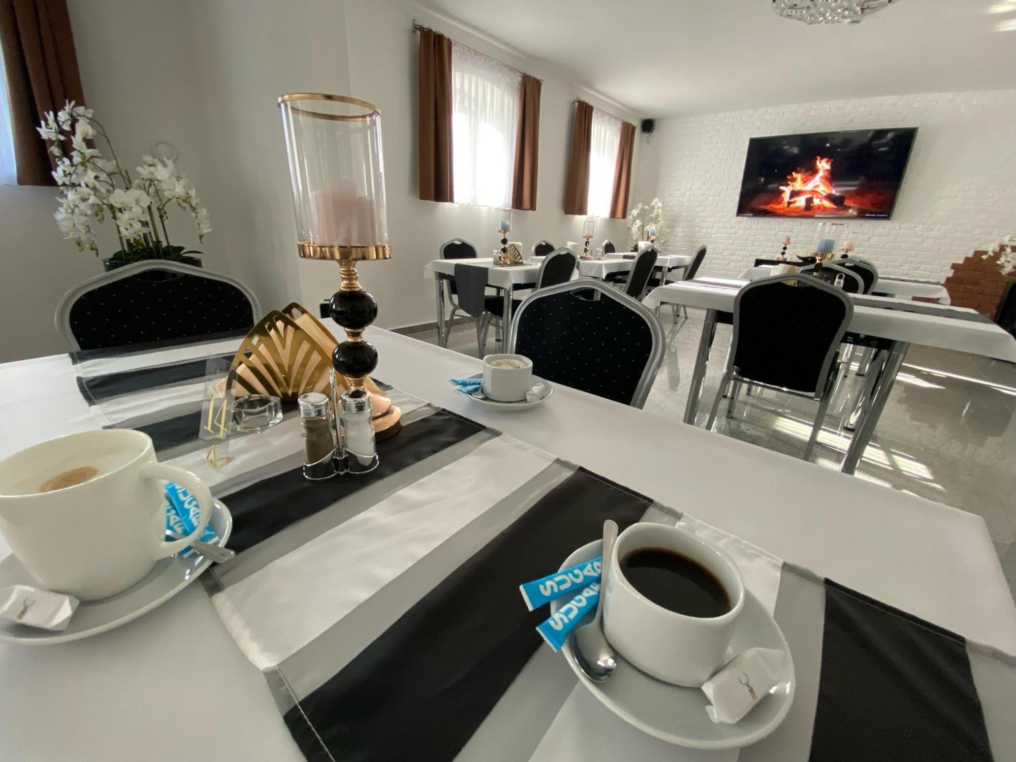 Rezydencja Mysliwska - Apartamenty Кошалин Экстерьер фото
