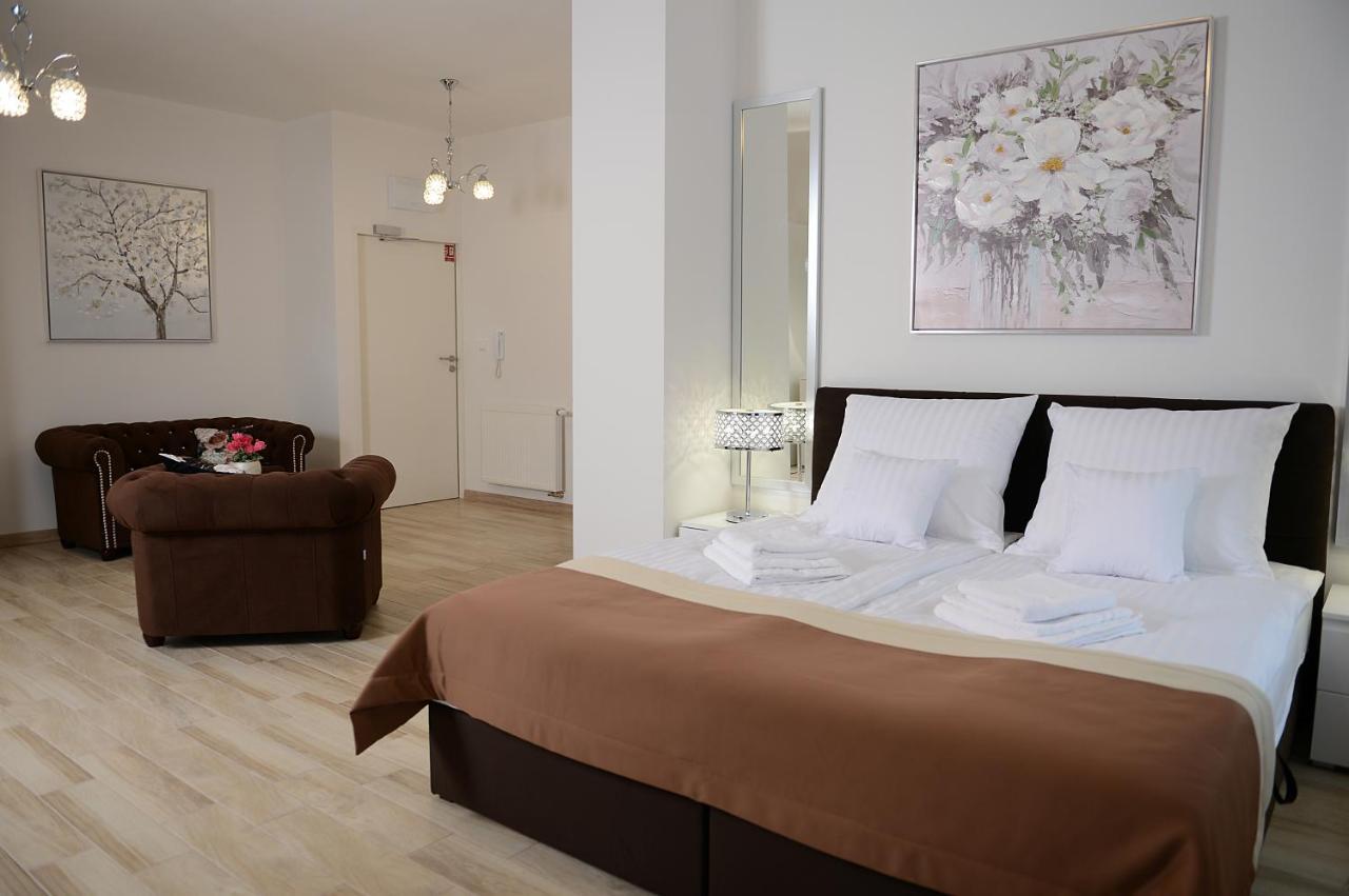 Rezydencja Mysliwska - Apartamenty Кошалин Экстерьер фото